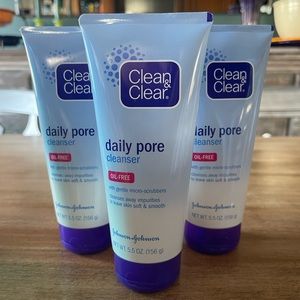 Clean and Clear Daily Pore Cleaner - set of 3 bottles - 5.5 Oz each